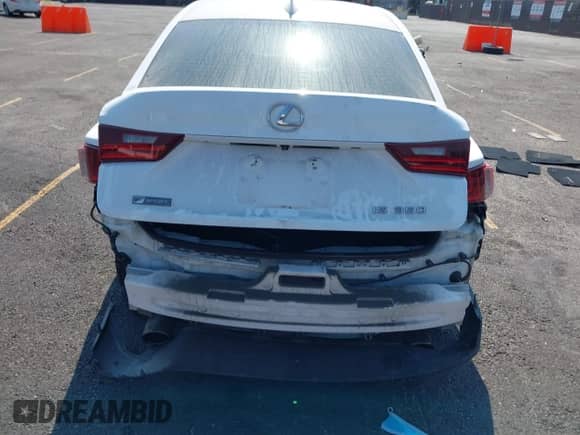 2014 Lexus IS 350 z VIN JTHBE1D24E5004699, wystawiony jako IAAI lot #42910506 z przebiegiem 78 727 mil mil oraz . Historia ofert i sprzedaży dostępna na DreamBid. Obrazek 16.