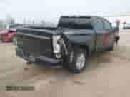 2021 Chevrolet Silverado 1500 RST z VIN 1GCUYEED9MZ419064, wystawiony jako IAAI lot #42066047 z przebiegiem 50 236 mil mil oraz . Historia ofert i sprzedaży dostępna na DreamBid. Obrazek 4.