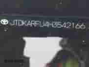 2017 Toyota Prius Two z VIN JTDKARFU4H3542166, wystawiony jako IAAI lot #42091752 z przebiegiem 60 889 mil mil oraz . Historia ofert i sprzedaży dostępna na DreamBid. Obrazek 9.