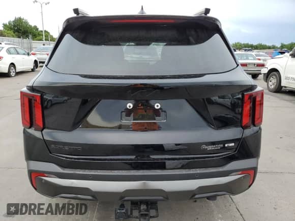 2025 Kia Sorento X-Line SX with VIN 5XYRKDJF8SG319493, listed as a Copart auction lot 63344945 with 1,822 mi miles and Salvage title. Bid and sale history available at DreamBid. Image 6.