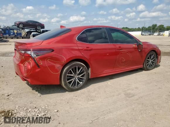 2021 Toyota Camry SE Nightshade z VIN 4T1G11AK9MU425020, wystawiony jako Copart lot #71685455 z przebiegiem 47 339 mil mil oraz Szkoda całkowita • Salvage title. Historia ofert i sprzedaży dostępna na DreamBid. Obrazek 3.