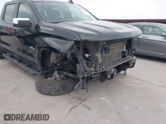 2020 Chevrolet Silverado 1500 LT with VIN 3GCPWCED6LG437947, listed as a IAAI auction lot 43039587 with 113,108 mi miles and . Bid and sale history available at DreamBid. Image 6.