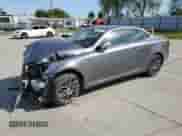 2012 Lexus IS 250 C z VIN JTHFF2C20C2521700, wystawiony jako Copart lot #50581405 z przebiegiem 123 547 mil mil oraz Szkoda całkowita • Salvage title. Historia ofert i sprzedaży dostępna na DreamBid. Obrazek 1.