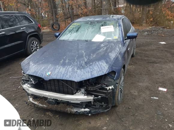 2019 BMW 5 Series 540i xDrive z VIN WBAJE7C51KWW10587, wystawiony jako IAAI lot #41838935 z przebiegiem 85 655 mil mil oraz . Historia ofert i sprzedaży dostępna na DreamBid. Obrazek 12.