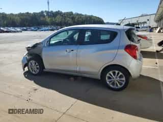 2020 Chevrolet Spark LT z VIN KL8CD6SAXLC408057, wystawiony jako Copart lot #87366275 z przebiegiem 76 812 mil mil oraz Szkoda całkowita • Salvage title. Historia ofert i sprzedaży dostępna na DreamBid. Obrazek 2.