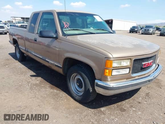 1997 GMC Sierra 1500 с VIN 2GTEC19R3V1547781, выставлен на аукционе IAAI как лот 43078182 с пробегом 202 176 миль миль и . История ставок и продаж доступна на DreamBid. Изображение 1.