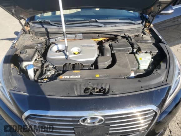 2017 Hyundai Sonata Limited with VIN KMHE34L31HA075219, listed as a Copart auction lot 86843215 with 97,201 mi miles and Salvage title. Bid and sale history available at DreamBid. Image 11.