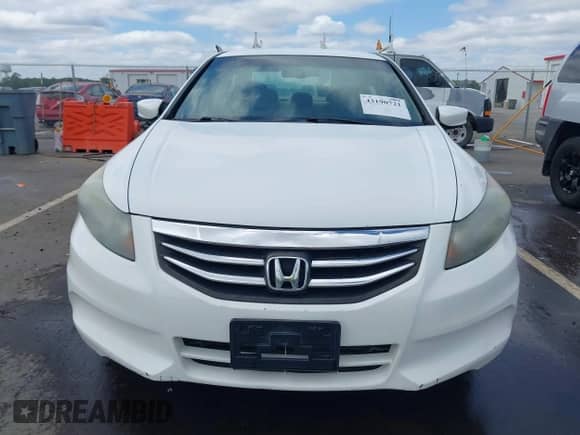 2012 Honda Accord LX z VIN 1HGCP2F30CA209826, wystawiony jako IAAI lot #43190721 z przebiegiem 253 677 mil mil oraz . Historia ofert i sprzedaży dostępna na DreamBid. Obrazek 11.