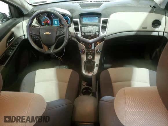 2013 Chevrolet Cruze LS с VIN 1G1PB5SG4D7209361, выставлен на аукционе Copart как лот 63463475 с пробегом 150 921 миль миль и Списание • Salvage title. История ставок и продаж доступна на DreamBid. Изображение 8.