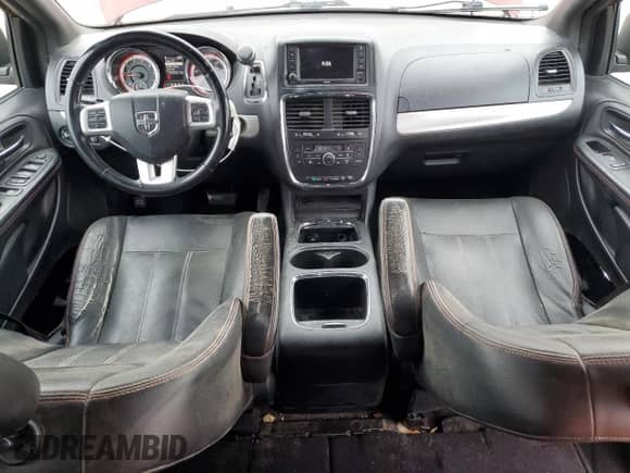 2017 Dodge Grand Caravan GT with VIN 2C4RDGEG7HR798489, listed as a Copart auction lot 82350325 with 176,191 mi miles and Clean title. Bid and sale history available at DreamBid. Image 8.