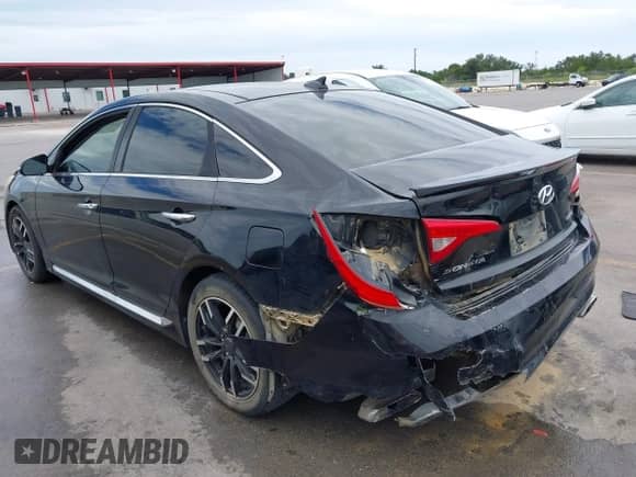 2015 Hyundai Sonata Sport с VIN 5NPE34AFXFH035809, выставлен на аукционе IAAI как лот 42822900 с пробегом 270 569 миль миль и . История ставок и продаж доступна на DreamBid. Изображение 3.