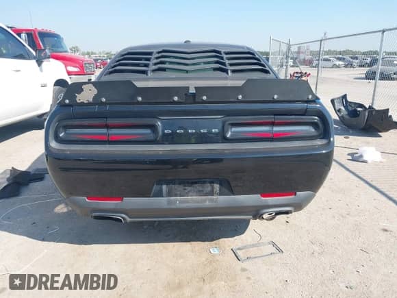 2016 Dodge Challenger SXT с VIN 2C3CDZAG4GH344782, выставлен на аукционе IAAI как лот 43310110 с пробегом 160 907 миль миль и . История ставок и продаж доступна на DreamBid. Изображение 17.