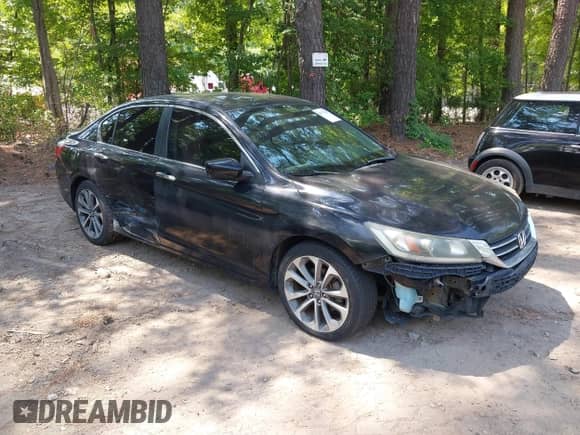 2014 Honda Accord with VIN IHGCR2F51EA203127, listed as a IAAI auction lot 42576997 with 186,302 mi miles and . Bid and sale history available at DreamBid. Image 1.