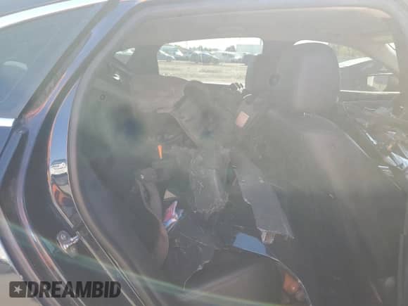 2018 Chevrolet Impala LT z VIN 2G1105SA7J9155782, wystawiony jako Copart lot #82365395 z przebiegiem 157 874 mil mil oraz Czysty tytuł • Clean title. Historia ofert i sprzedaży dostępna na DreamBid. Obrazek 10.