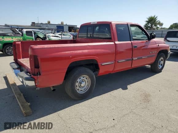 1999 Dodge 1500 with VIN 3B7HC12Y5XG138674, listed as a Copart auction lot 62539265 with Not provided miles and Salvage title. Bid and sale history available at DreamBid. Image 3.