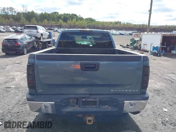 2010 Chevrolet Silverado 2500HD LT с VIN 1GC5KXBG3AZ217686, выставлен на аукционе IAAI как лот 43403368 с пробегом 151 368 миль миль и . История ставок и продаж доступна на DreamBid. Изображение 16.