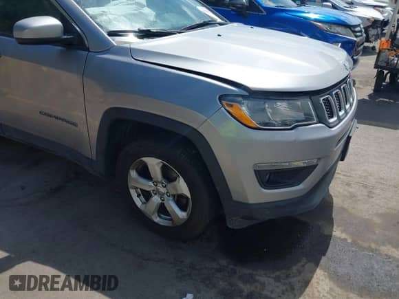 2018 Jeep Compass Latitude z VIN 3C4NJDBB5JT398920, wystawiony jako IAAI lot #43039449 z przebiegiem 84 332 mil mil oraz . Historia ofert i sprzedaży dostępna na DreamBid. Obrazek 6.