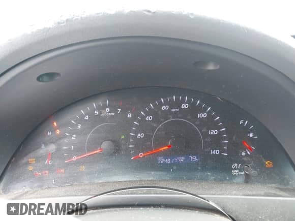 2011 Toyota Camry LE z VIN 4T1BF3EK6BU196035, wystawiony jako IAAI lot #42936473 z przebiegiem 324 817 mil mil oraz . Historia ofert i sprzedaży dostępna na DreamBid. Obrazek 7.