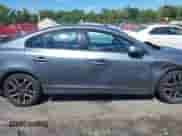 2017 Volvo S60 Dynamic с VIN YV126MFLXH2428457, выставлен на аукционе IAAI как лот 43109708 с пробегом 130 474 миль миль и . История ставок и продаж доступна на DreamBid. Изображение 13.