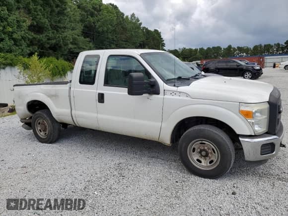 2013 Ford F-250 XL с VIN 1FT7X2A65DEA81630, выставлен на аукционе Copart как лот 66101645 с пробегом 240 488 миль миль и Списание • Salvage title. История ставок и продаж доступна на DreamBid. Изображение 4.