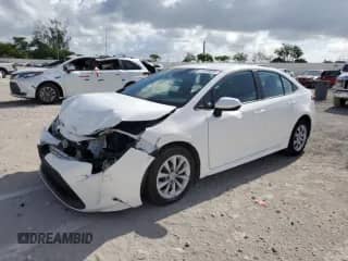 2021 Toyota Corolla LE with VIN 5YFEPMAE9MP247936, listed as a Copart auction lot 61350685 with 75,527 mi miles and Salvage title. Bid and sale history available at DreamBid. Image 1.