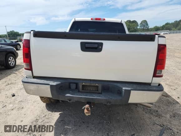 2011 GMC Sierra 1500 SLT z VIN 3GTP2WE31BG346653, wystawiony jako Copart lot #62480455 z przebiegiem 162 771 mil mil oraz Szkoda całkowita • Salvage title. Historia ofert i sprzedaży dostępna na DreamBid. Obrazek 6.
