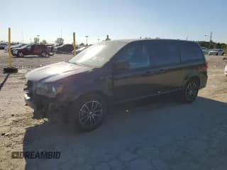2017 Dodge Grand Caravan SE Plus with VIN 2C4RDGBGXHR843977, listed as a Copart auction lot 70055025 with 83,097 mi miles and Salvage title. Bid and sale history available at DreamBid. Image 1.