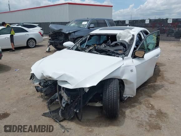 2019 Lexus IS 350 с VIN JTHBZ1D2XK5034161, выставлен на аукционе IAAI как лот 42414309 с пробегом Не указан миль и . История ставок и продаж доступна на DreamBid. Изображение 2.