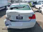 2007 BMW 3 Series 328i z VIN WBAVC53547FZ73971, wystawiony jako IAAI lot #43293178 z przebiegiem 137 616 mil mil oraz . Historia ofert i sprzedaży dostępna na DreamBid. Obrazek 15.