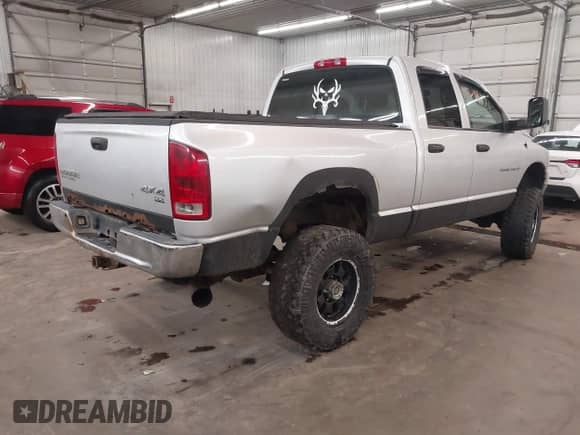 2004 Dodge 2500 SLT with VIN 3D7KU28C84G100913, listed as a IAAI auction lot 41699331 with 372,400 mi miles and . Bid and sale history available at DreamBid. Image 4.