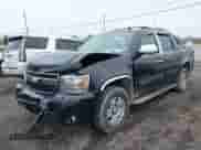 2013 Chevrolet Avalanche LS с VIN 3GNMCEE03DG312465, выставлен на аукционе IAAI как лот 42216267 с пробегом 102 483 миль миль и . История ставок и продаж доступна на DreamBid. Изображение 2.