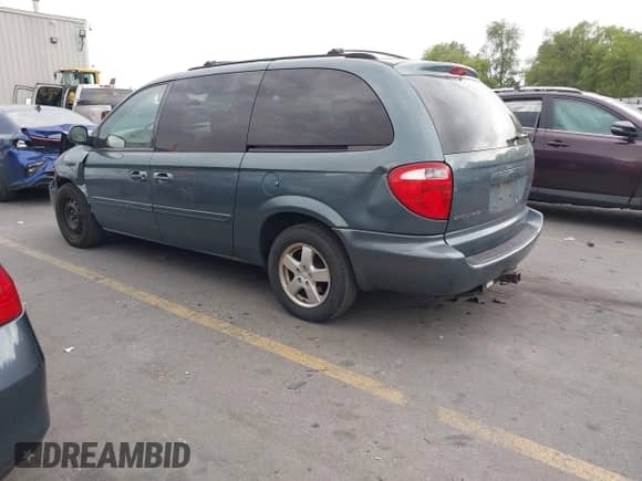 2006 Dodge Grand Caravan SXT with VIN 2D8GP44L46R743654, listed as a IAAI auction lot 42852034 with 197,839 mi miles and . Bid and sale history available at DreamBid. Image 3.