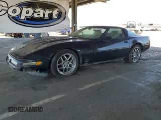 1992 Chevrolet Corvette с VIN 1G1YY23P4N5107779, выставлен на аукционе Copart как лот 67152255 с пробегом 92 882 миль миль и Чистый • Clean title. История ставок и продаж доступна на DreamBid. Изображение 1.