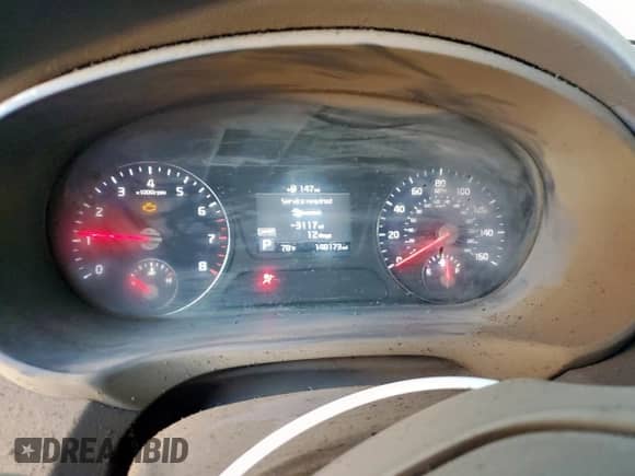 2019 Kia Sorento LX with VIN 5XYPG4A55KG484014, listed as a Copart auction lot 71096025 with 148,173 mi miles and Salvage title. Bid and sale history available at DreamBid. Image 9.