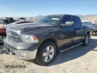2014 Ram 1500 Big Horn z VIN 1C6RR7LT4ES380894, wystawiony jako Copart lot #68379775 z przebiegiem 140 783 mil mil oraz Szkoda całkowita • Salvage title. Historia ofert i sprzedaży dostępna na DreamBid. Obrazek 1.