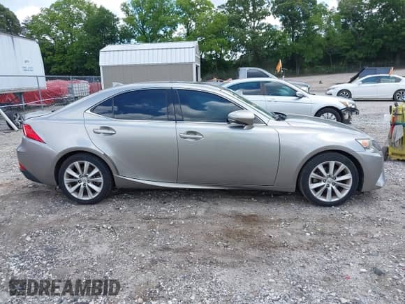 2014 Lexus IS 250 z VIN JTHBF1D27E5024829, wystawiony jako IAAI lot #42444694 z przebiegiem 108 251 mil mil oraz . Historia ofert i sprzedaży dostępna na DreamBid. Obrazek 13.
