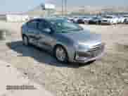 2019 Hyundai Elantra SEL с VIN 5NPD84LFXKH477672, выставлен на аукционе Copart как лот 71114895 с пробегом 67 950 миль миль и Списание • Salvage title. История ставок и продаж доступна на DreamBid. Изображение 13.