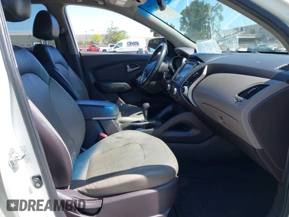 2012 Hyundai Tucson GLS with VIN KM8JU3AC9CU369869, listed as a IAAI auction lot 41997827 with 148,728 mi miles and . Bid and sale history available at DreamBid. Image 5.