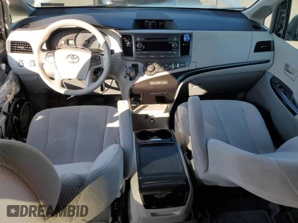 2013 Toyota Sienna LE with VIN 5TDJK3DCXDS063324, listed as a Copart auction lot 81369775 with 141,124 mi miles and Salvage title. Bid and sale history available at DreamBid. Image 8.