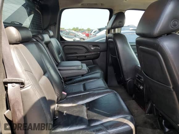 2008 Cadillac Escalade EXT с VIN 3GYFK628X8G139371, выставлен на аукционе Copart как лот 69048175 с пробегом 186 713 миль миль и Списание • Salvage title. История ставок и продаж доступна на DreamBid. Изображение 10.