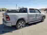 2021 Ram 1500 Laramie z VIN 1C6RREJT2MN593816, wystawiony jako Copart lot #62094565 z przebiegiem 59 825 mil mil oraz Szkoda całkowita • Salvage title. Historia ofert i sprzedaży dostępna na DreamBid. Obrazek 3.