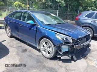 2018 Hyundai Sonata SEL with VIN 5NPE34AF0JH709037, listed as a IAAI auction lot 42516338 with 90,257 mi miles and . Bid and sale history available at DreamBid. Image 1.