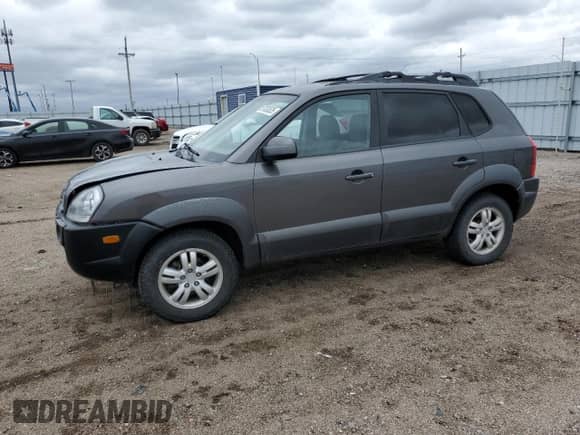 2008 Hyundai Tucson SE с VIN KM8JN72D98U802156, выставлен на аукционе Copart как лот 57833625 с пробегом 208 931 миль миль и Списание • Salvage title. История ставок и продаж доступна на DreamBid. Изображение 1.