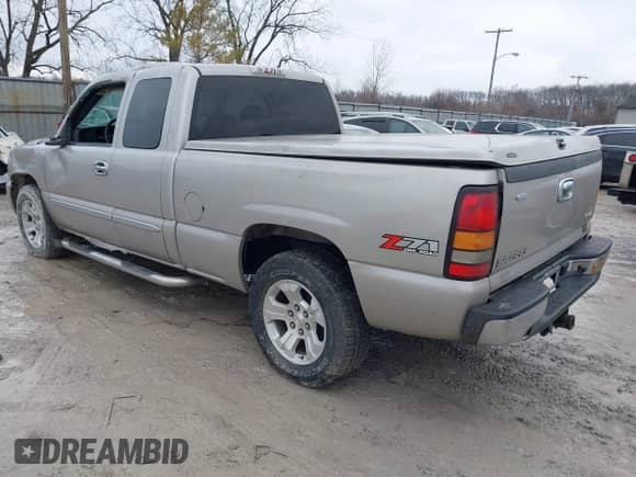 2006 GMC Sierra 1500 SLE1 with VIN 1GTEK19BX6Z246147, listed as a IAAI auction lot 41519570 with 167,650 mi miles and . Bid and sale history available at DreamBid. Image 3.