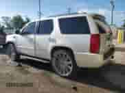 2008 Cadillac Escalade with VIN 1GYEC63858R133730, listed as a Copart auction lot 68423625 with 263,557 mi miles and Salvage title. Bid and sale history available at DreamBid. Image 2.