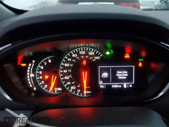 2020 Chevrolet Trax LT with VIN KL7CJPSB8LB002439, listed as a Copart auction lot 81654165 with 21,293 mi miles and Clean title. Bid and sale history available at DreamBid. Image 9.