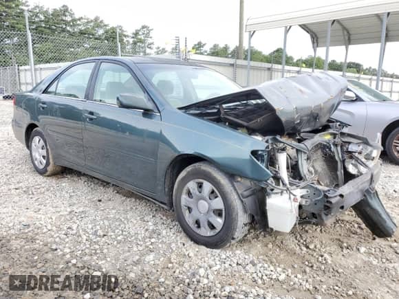 2004 Toyota Camry XLE with VIN 4T1BE32K14U270116, listed as a Copart auction lot 68540525 with 117,645 mi miles and Salvage title. Bid and sale history available at DreamBid. Image 4.
