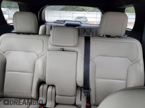 2018 Ford Explorer Limited z VIN 1FM5K8F89JGB40337, wystawiony jako Copart lot #84024375 z przebiegiem 154 932 mil mil oraz Szkoda całkowita • Salvage title. Historia ofert i sprzedaży dostępna na DreamBid. Obrazek 10.