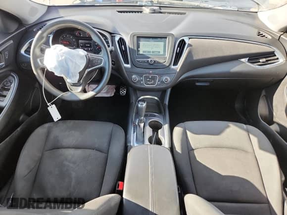 2016 Chevrolet Malibu LT z VIN 1G1ZE5STXGF301579, wystawiony jako Copart lot #84935235 z przebiegiem 94 018 mil mil oraz Szkoda całkowita • Salvage title. Historia ofert i sprzedaży dostępna na DreamBid. Obrazek 8.