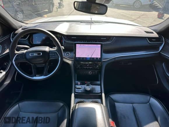 2024 Jeep Grand Cherokee with VIN 1C4RJYB63R8518560, listed as a Copart auction lot 86282445 with 44,936 mi miles and Clean title. Bid and sale history available at DreamBid. Image 8.